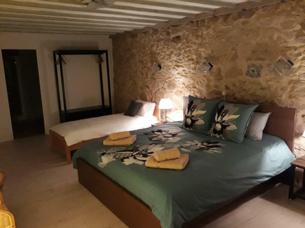 Chambres D'Hotes Les Gragniotes Tournissan Экстерьер фото