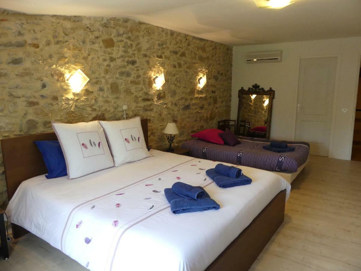 Chambres D'Hotes Les Gragniotes Tournissan Экстерьер фото