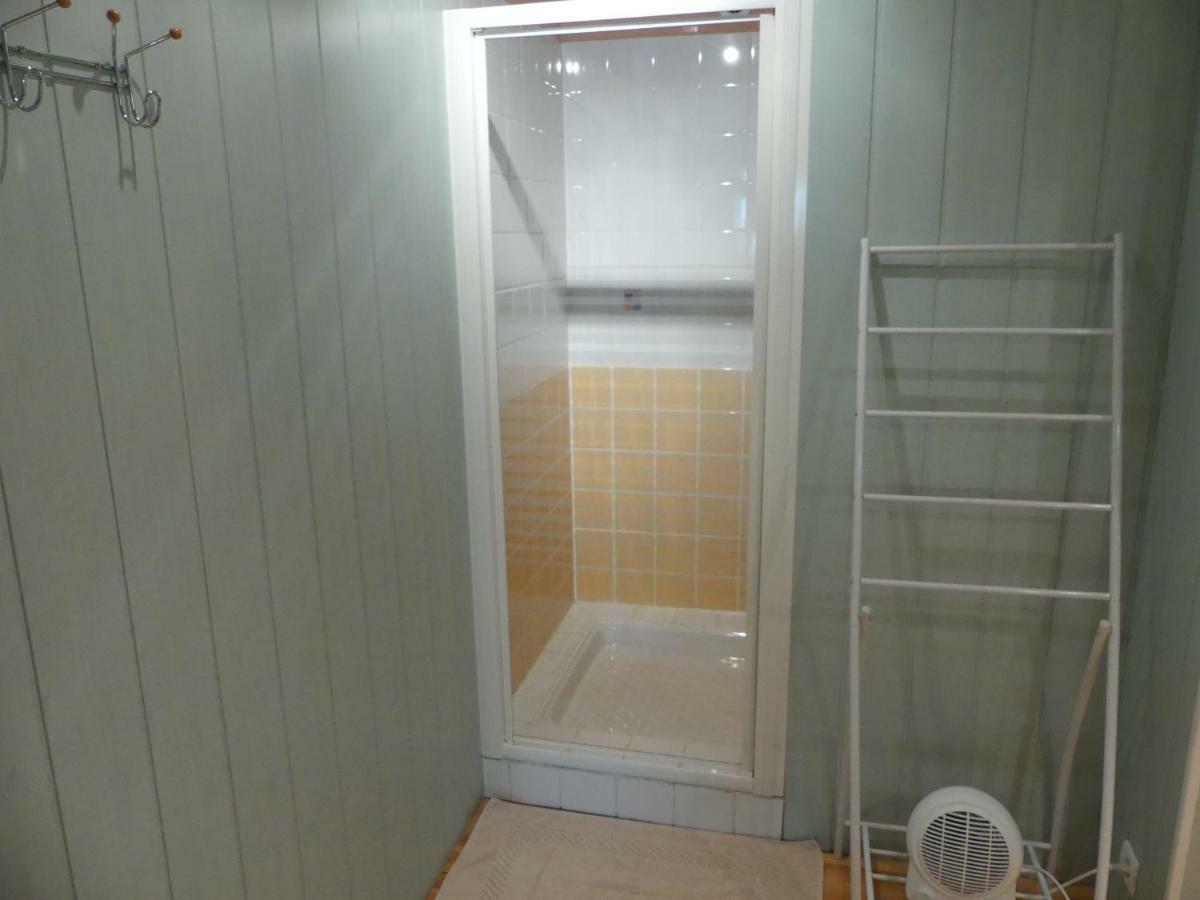 Chambres D'Hotes Les Gragniotes Tournissan Экстерьер фото